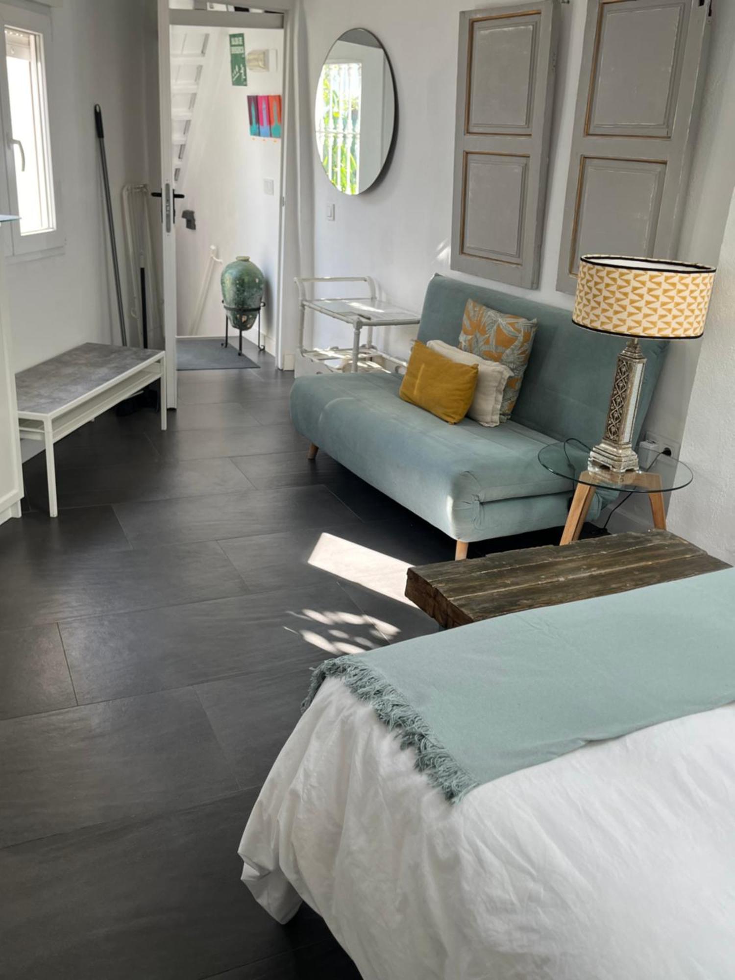 Atico Suite Con Terraza Totalmente Privada En Pleno Centro Historico De Sevilla Eksteriør billede